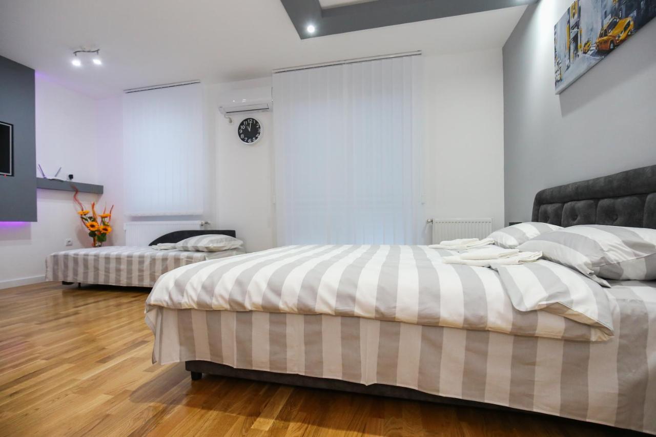 Manirosi 3 Apartman 수보티차 외부 사진